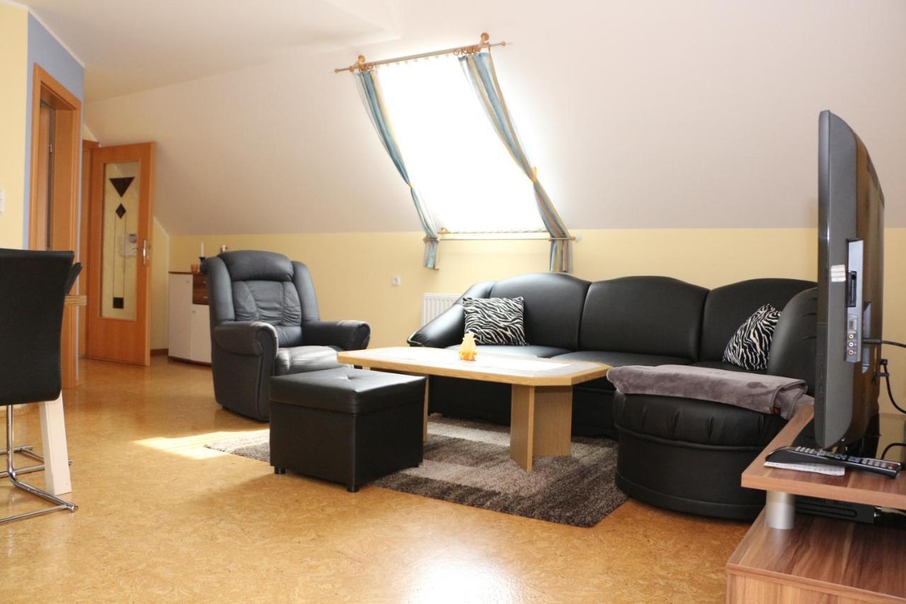 Ferienwohnung Moni Geiseldorf المظهر الخارجي الصورة