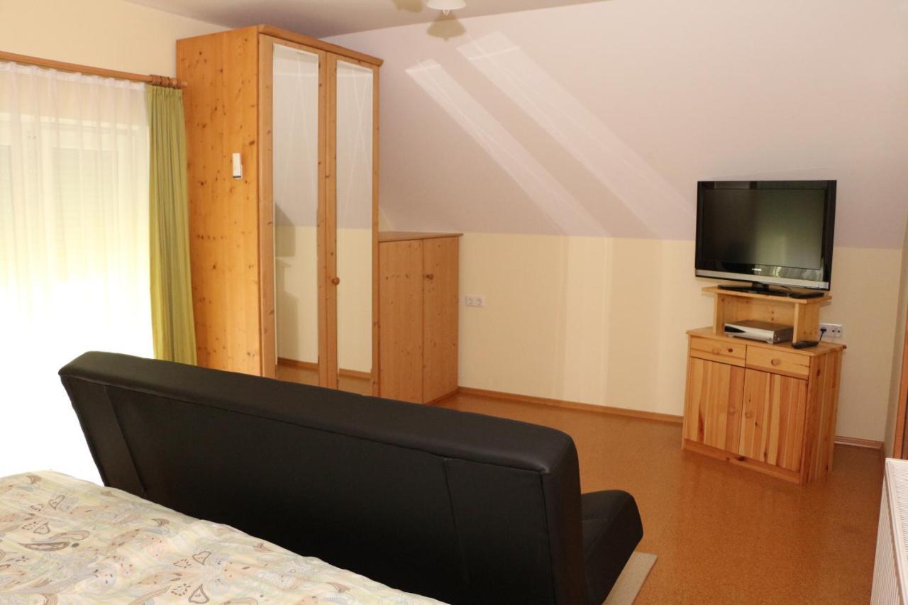 Ferienwohnung Moni Geiseldorf المظهر الخارجي الصورة
